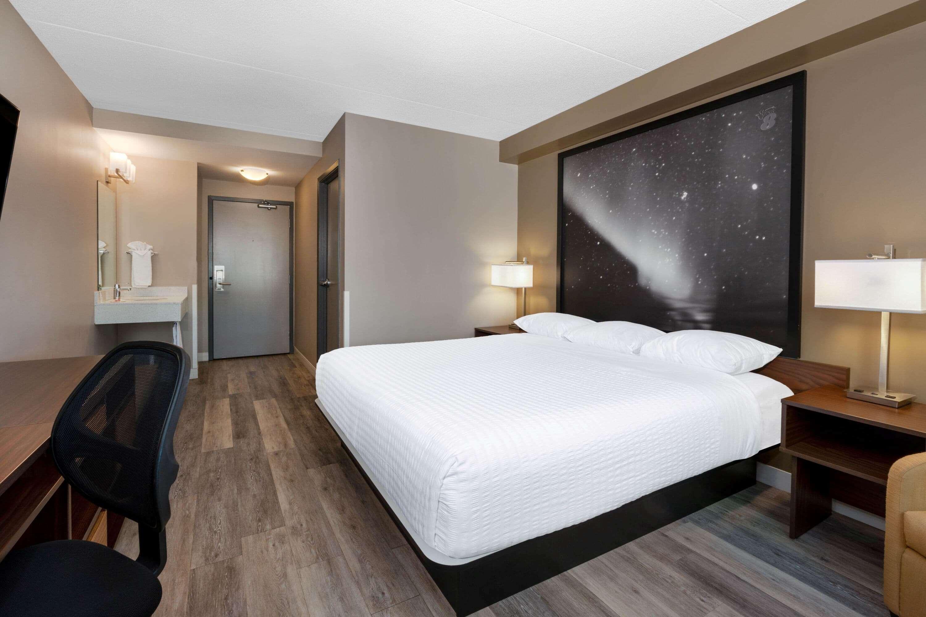 Super 8 By Wyndham Winnipeg West Extérieur photo