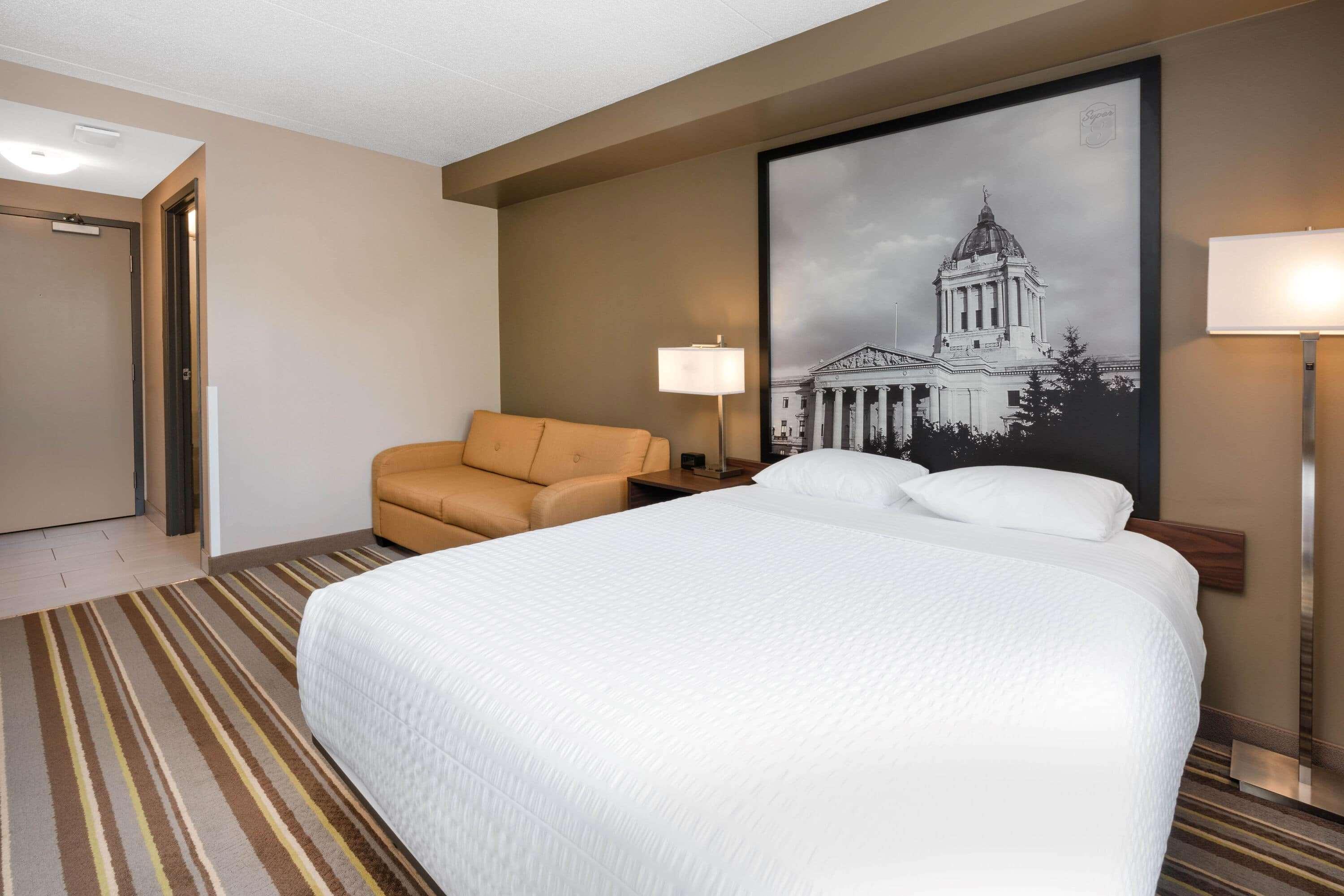 Super 8 By Wyndham Winnipeg West Extérieur photo