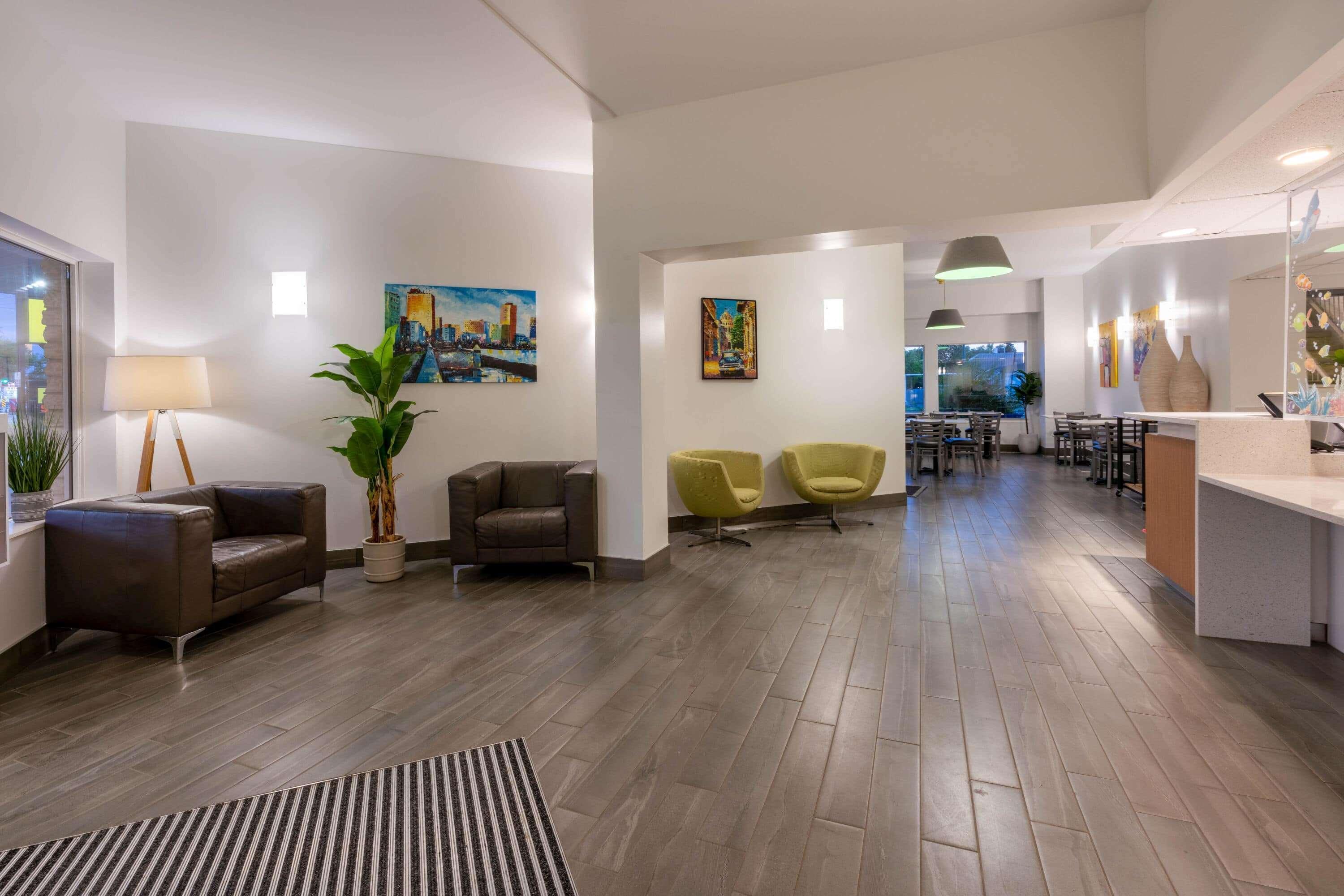 Super 8 By Wyndham Winnipeg West Extérieur photo